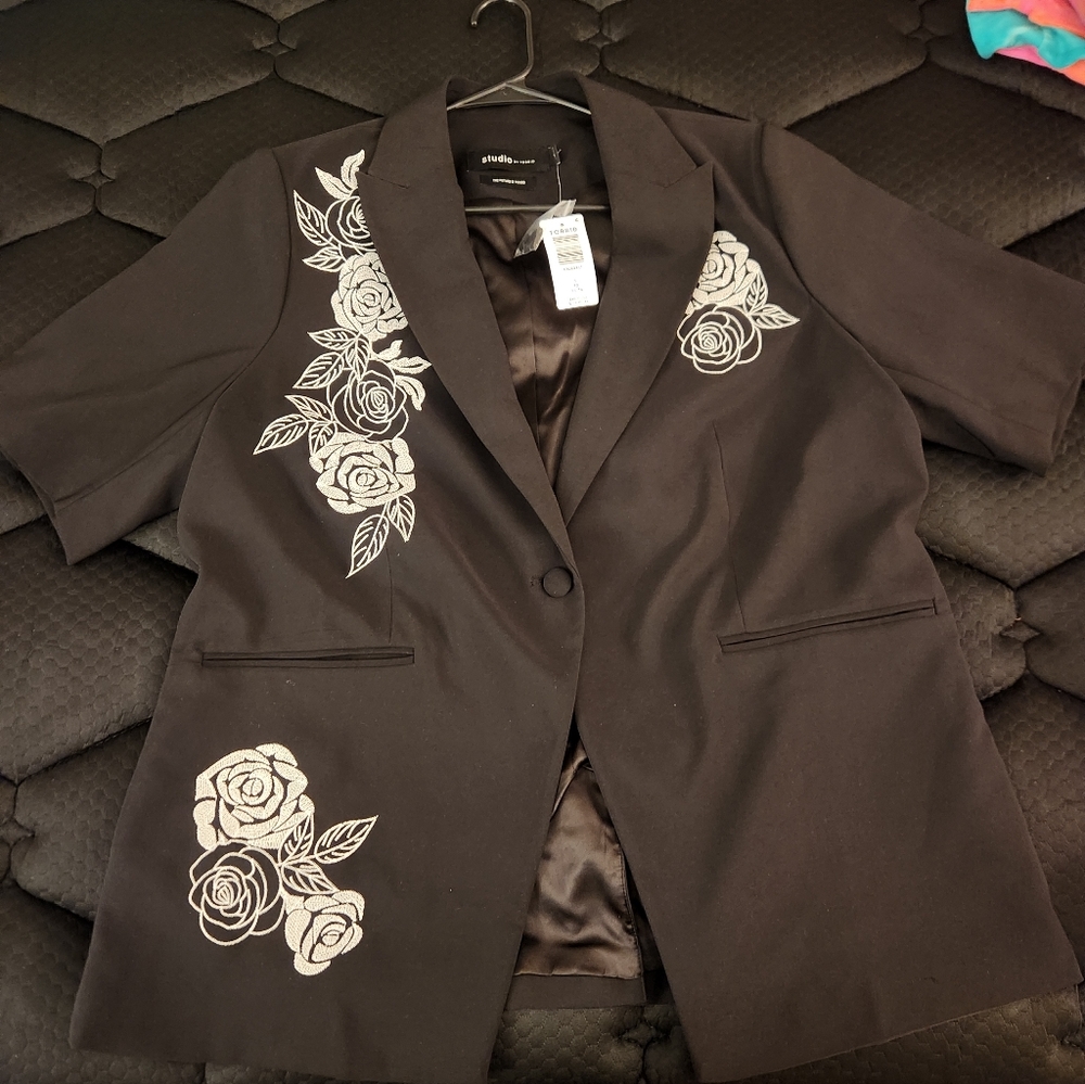 Torrid Brand Elegant Black Women's Jacket with Floral Embroidery